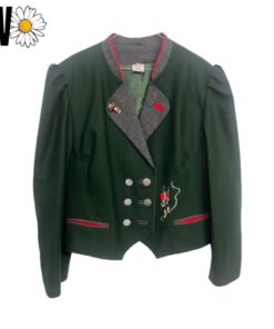 Alternative view of Total look de 18 prendas estilo tirolés de 11,1kg